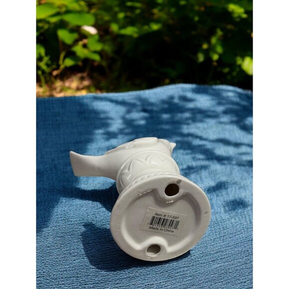 Ceramic Bird Figurine On Pedestal - Picture 5 of 6